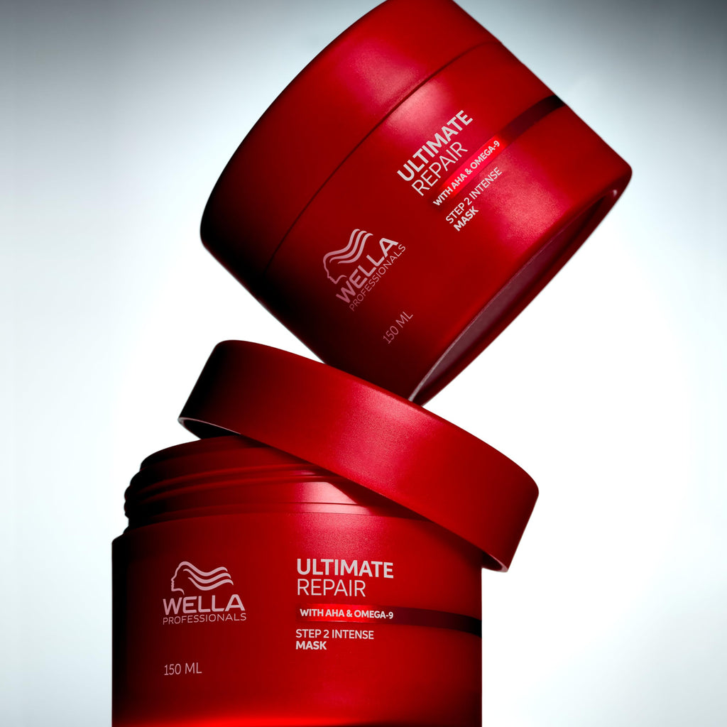 Wella Professionals ULTIMATE REPAIR Mask for Damage Hair | Deeply Nourishing | Strengthens & Smooths | 5 Fl Oz - Packaging May Vary